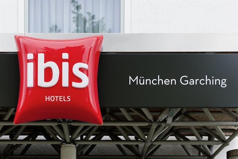 Ibis Hotel Muenchen Garching Garching bei Muenchen Exterior photo